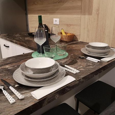 Ared-Atrium Mall Chrysflatty3 Premium Apartment 60Mp Arad Eksteriør billede