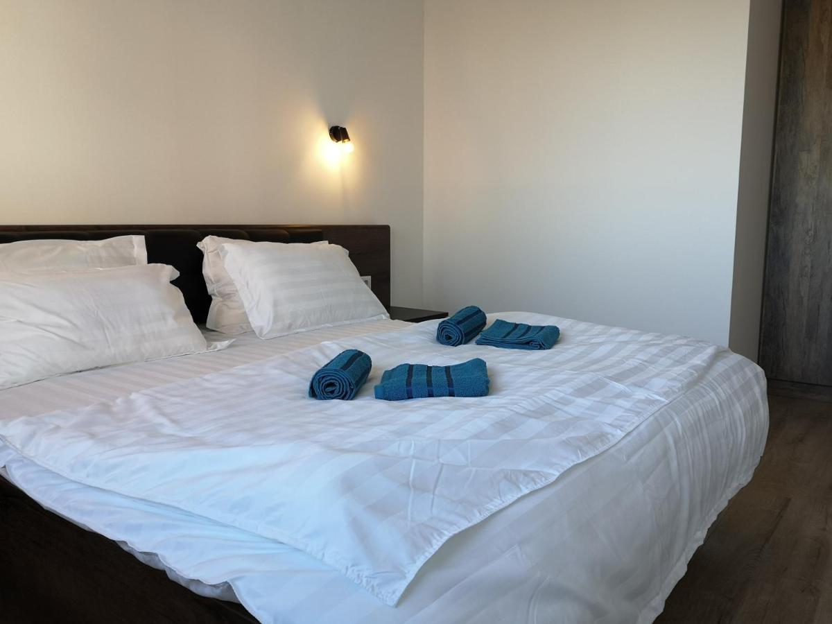 Ared-Atrium Mall Chrysflatty3 Premium Apartment 60Mp Arad Eksteriør billede