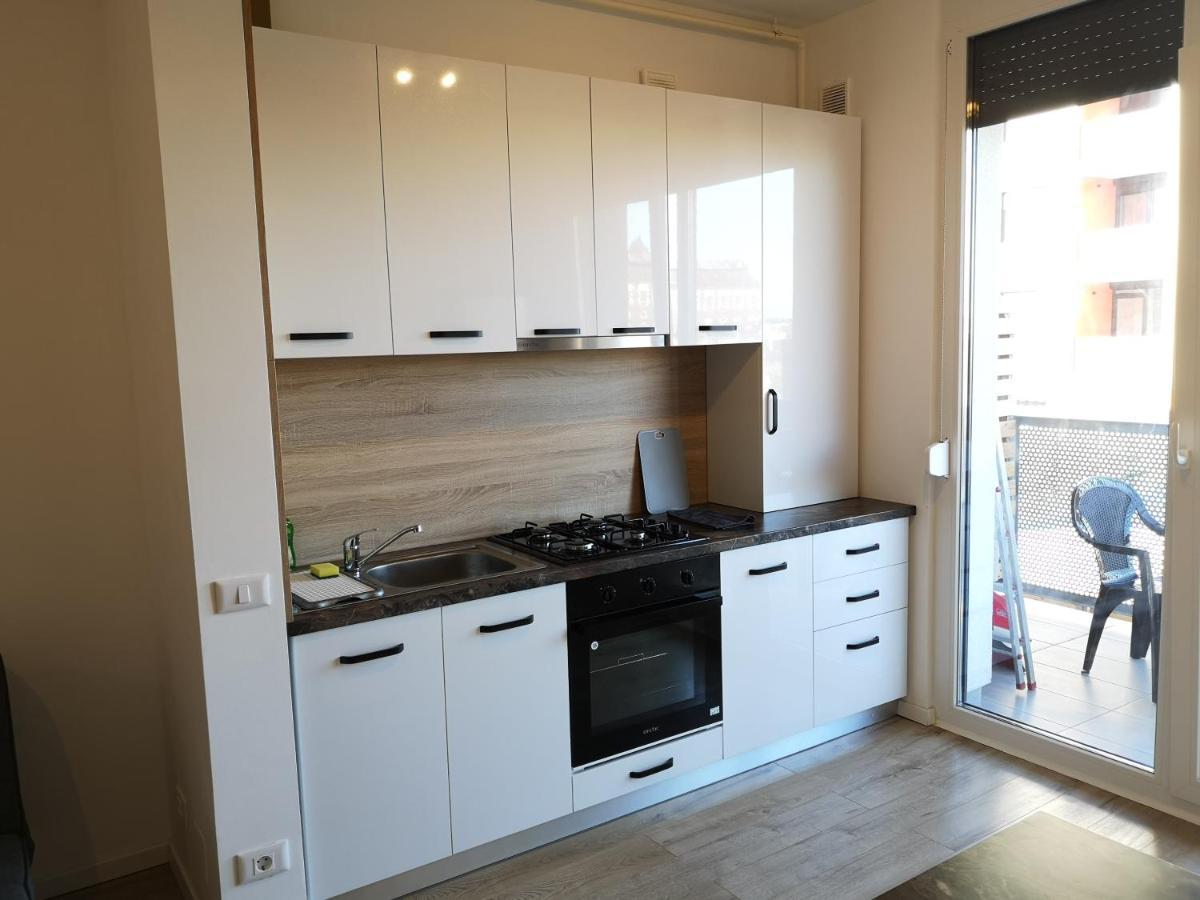 Ared-Atrium Mall Chrysflatty3 Premium Apartment 60Mp Arad Eksteriør billede