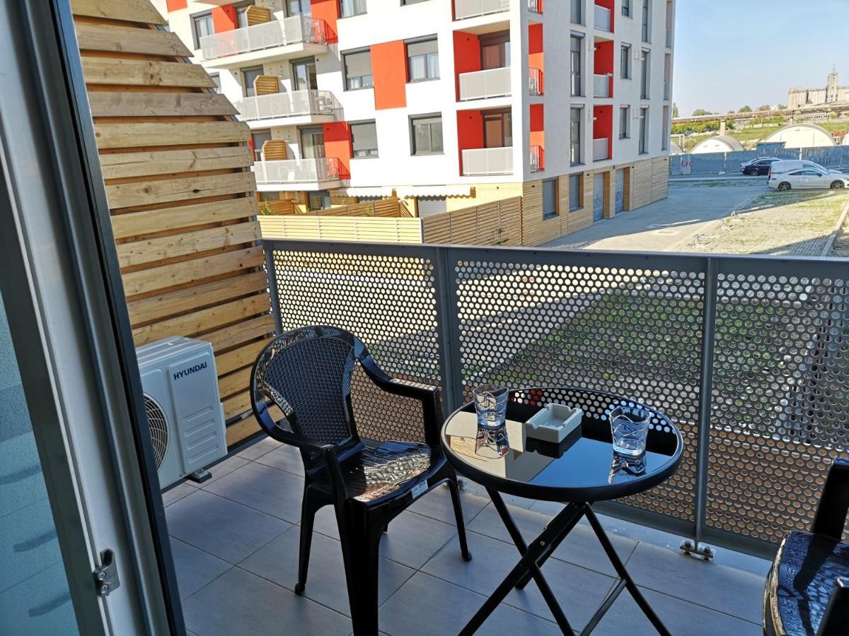 Ared-Atrium Mall Chrysflatty3 Premium Apartment 60Mp Arad Eksteriør billede