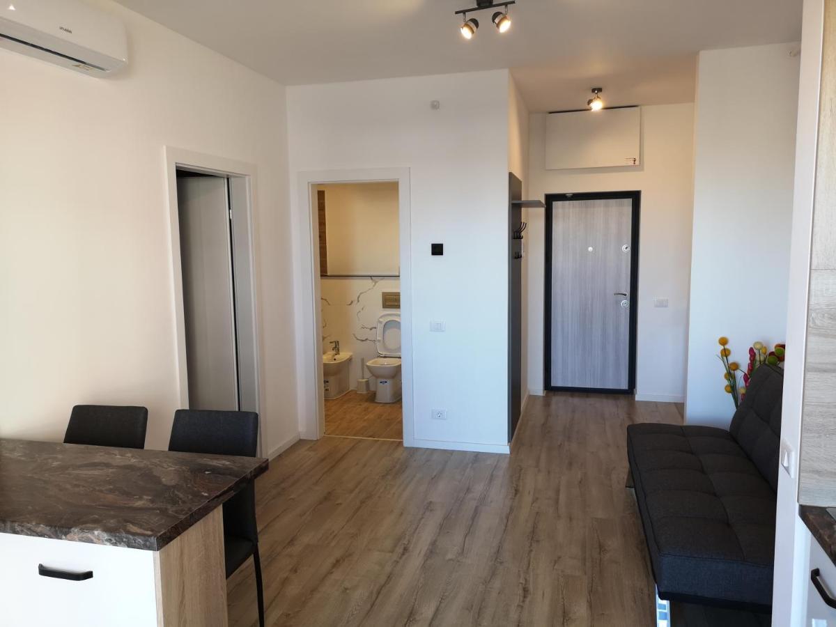 Ared-Atrium Mall Chrysflatty3 Premium Apartment 60Mp Arad Eksteriør billede