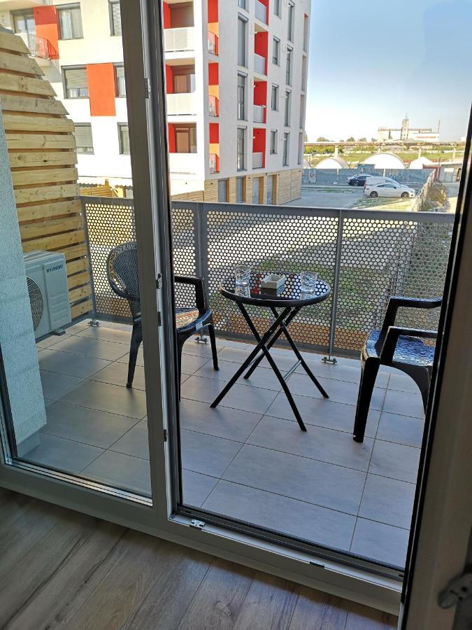 Ared-Atrium Mall Chrysflatty3 Premium Apartment 60Mp Arad Eksteriør billede