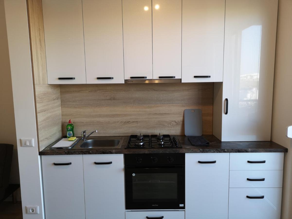 Ared-Atrium Mall Chrysflatty3 Premium Apartment 60Mp Arad Eksteriør billede